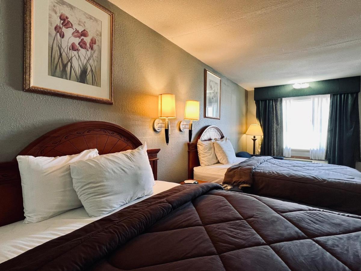 Ozark Inn & Suites Exteriör bild